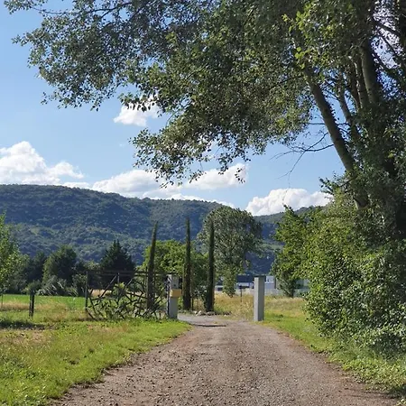 En Campagne, Confortable Le Pouzin Exterior photo